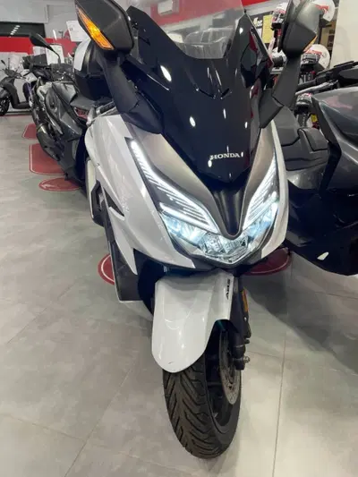 Honda Forza 350 Deluxe (2022 - 24) usata