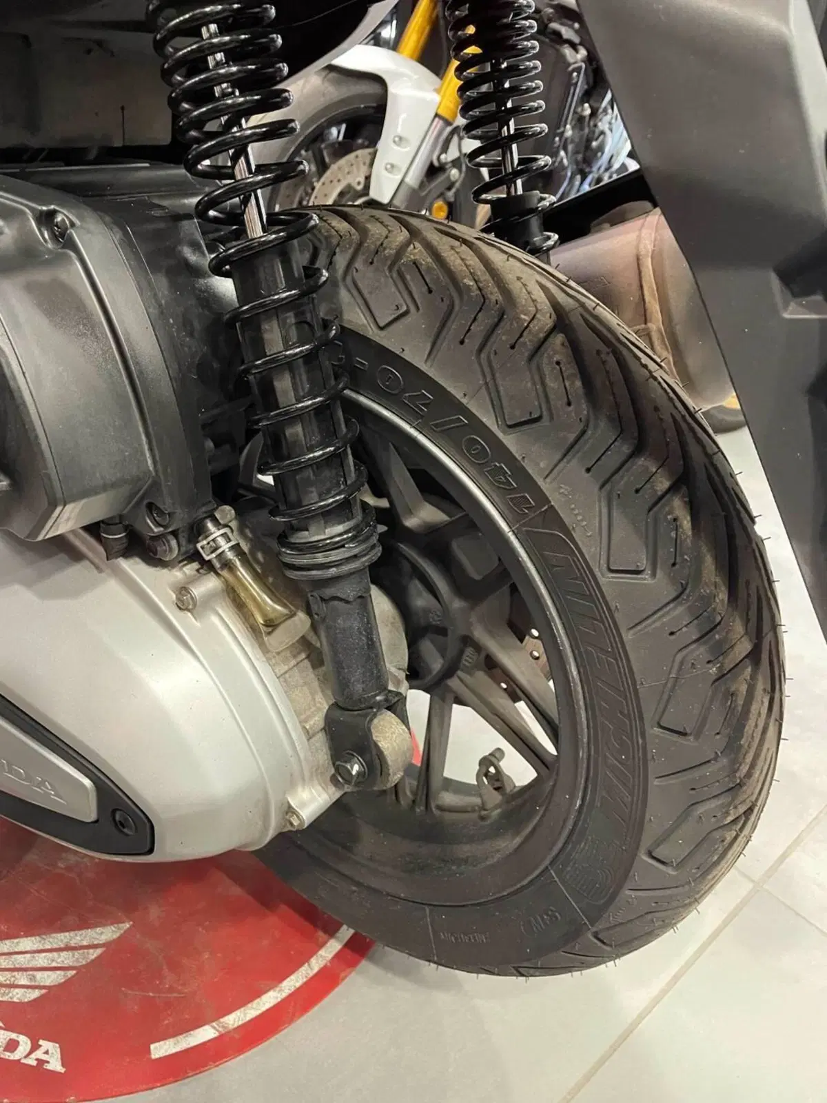 Honda Forza 350 Deluxe (2022 - 24) (7)