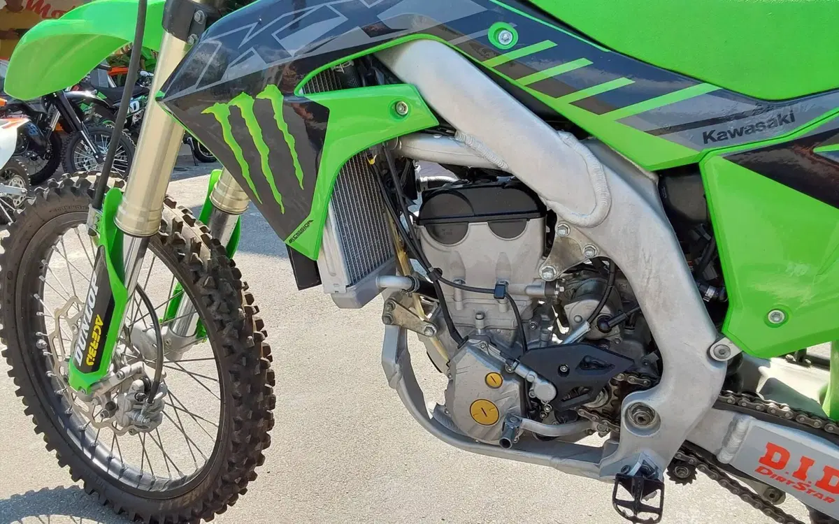 Kawasaki KX250 (2024) (2)