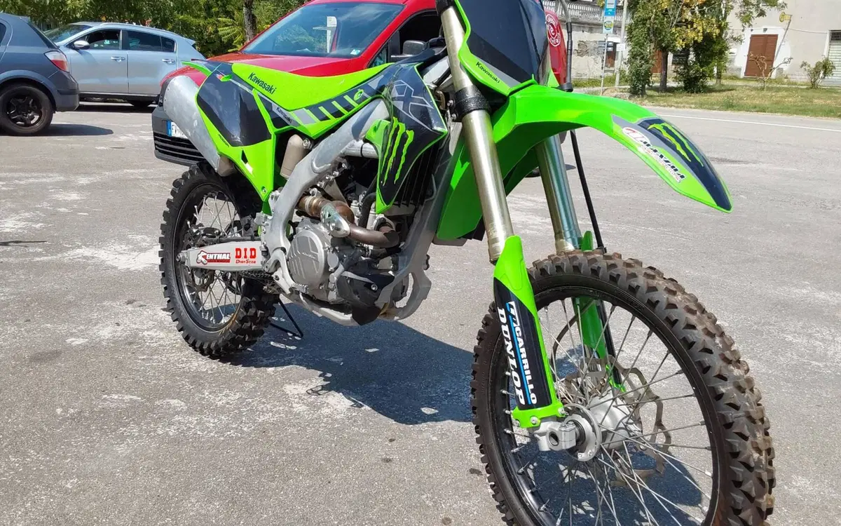 Kawasaki KX250 (2024) (8)