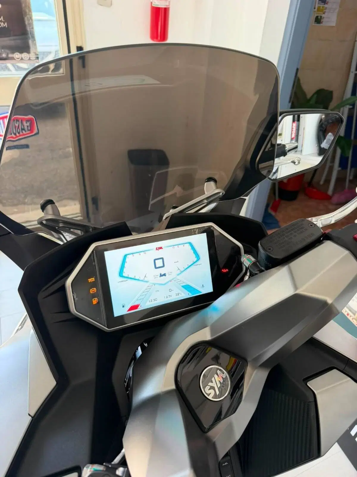 Sym CruiSym 400 (2026) (2)