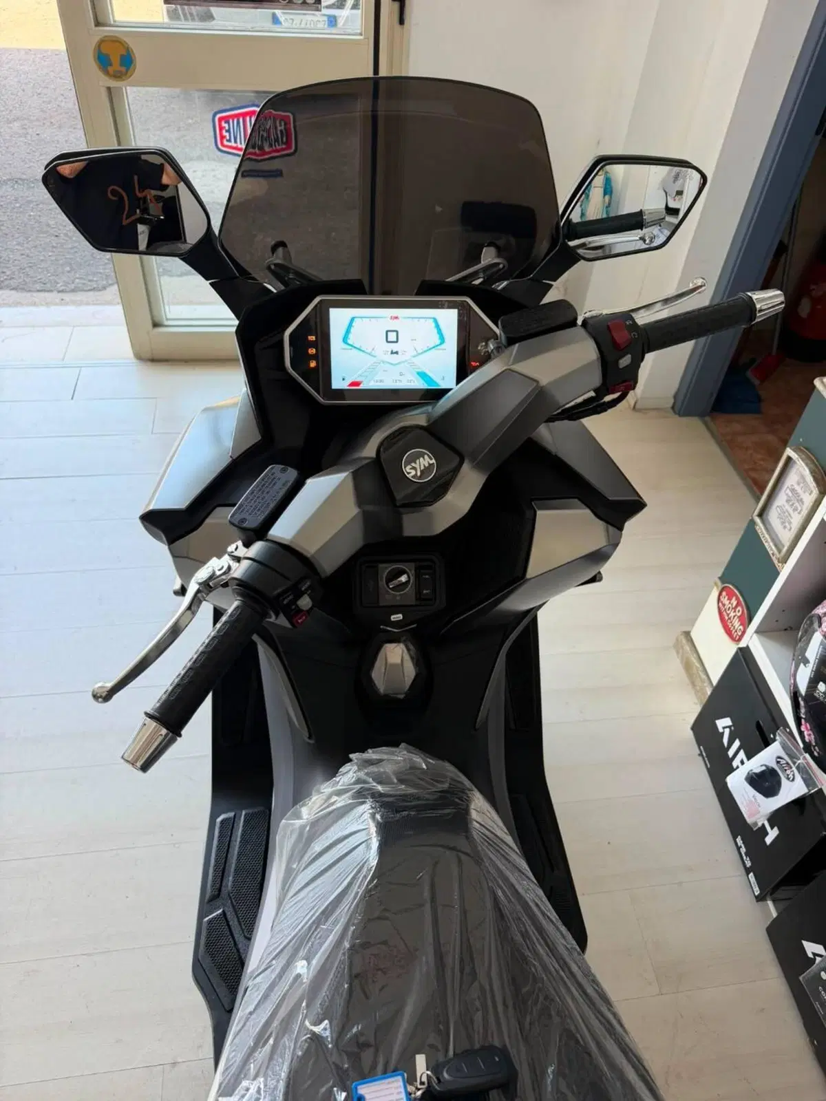 Sym CruiSym 400 (2026) (3)
