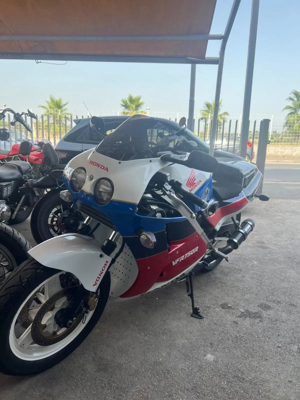 Honda VFR 750 F (1986 - 87) (5)