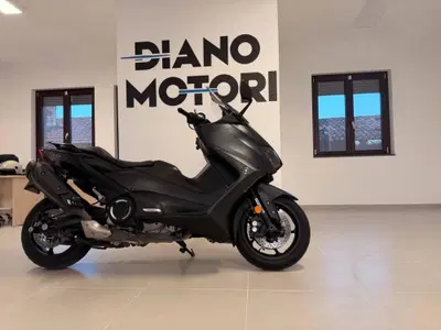 Yamaha T-Max 560 (2020 - 21) usata