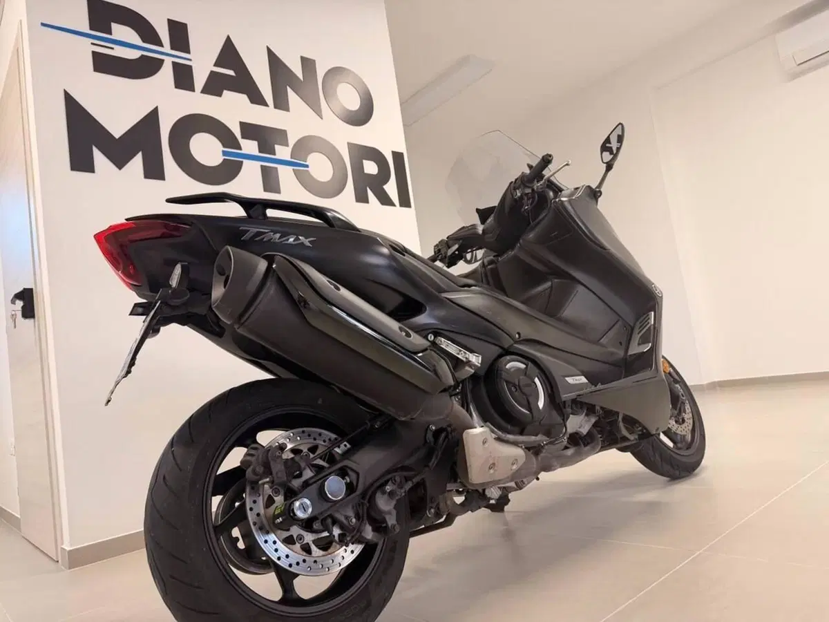 Yamaha T-Max 560 (2020 - 21) (3)