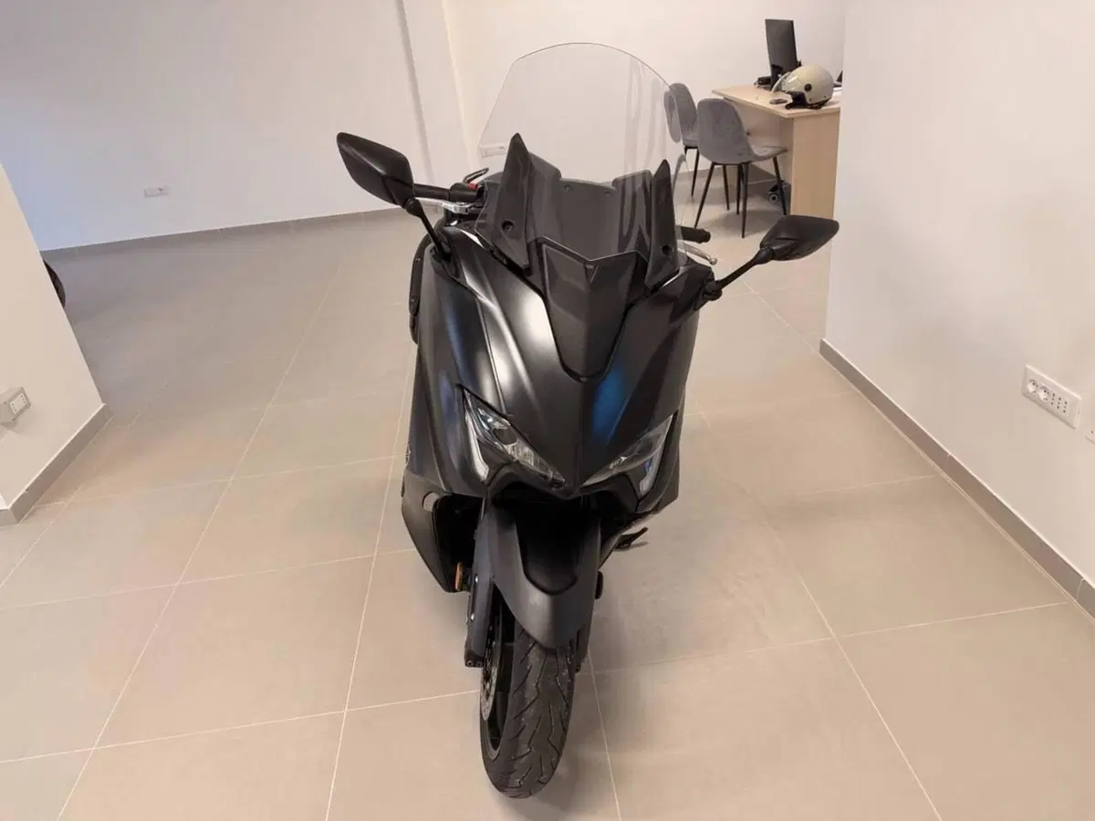 Yamaha T-Max 560 (2020 - 21) (6)