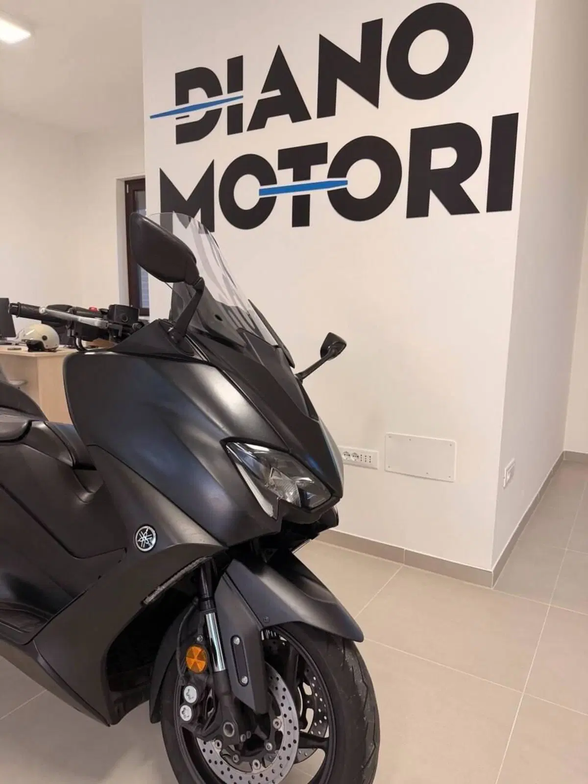 Yamaha T-Max 560 (2020 - 21) (10)