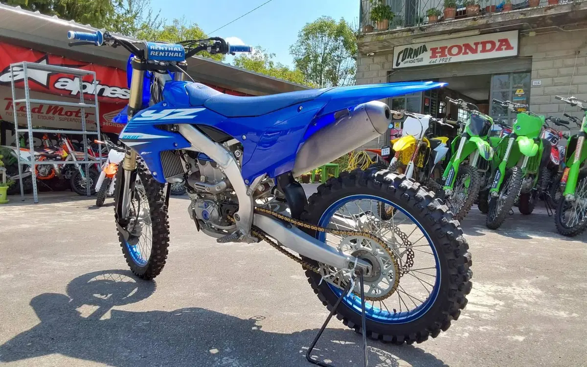 Yamaha YZ 250 F (2025) (6)