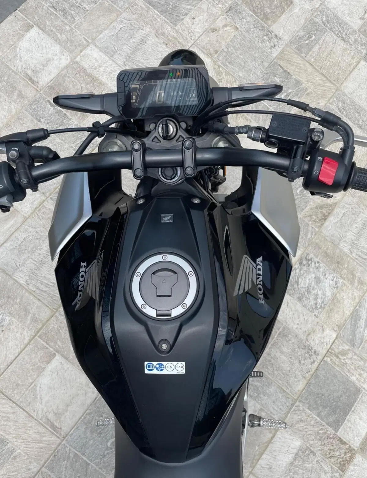 Honda CB 125 R (2018 - 20) (2)