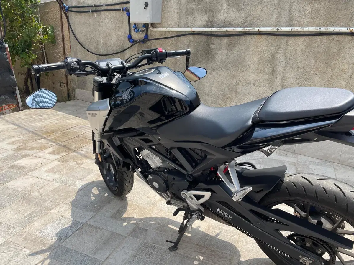 Honda CB 125 R (2018 - 20) (4)