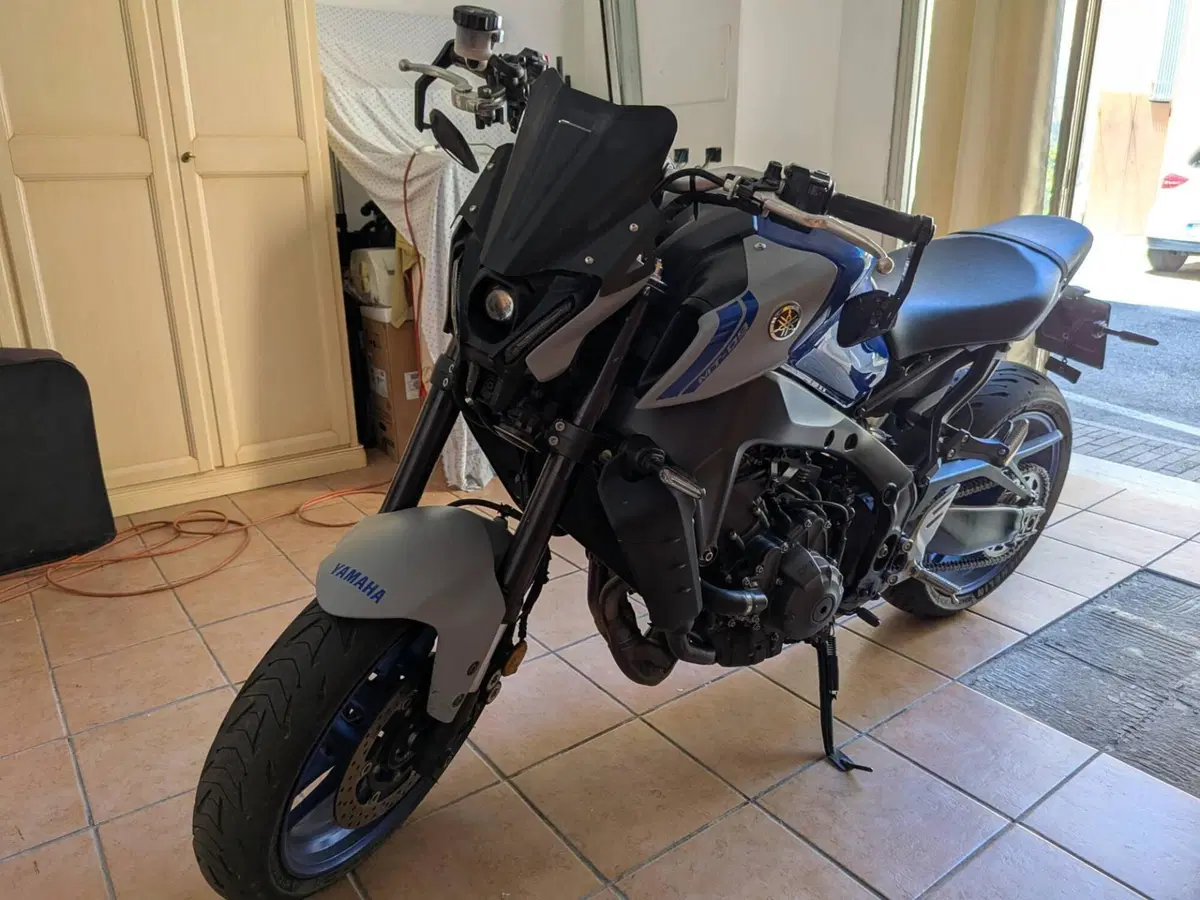 Yamaha MT-09 (2021 - 23) (9)