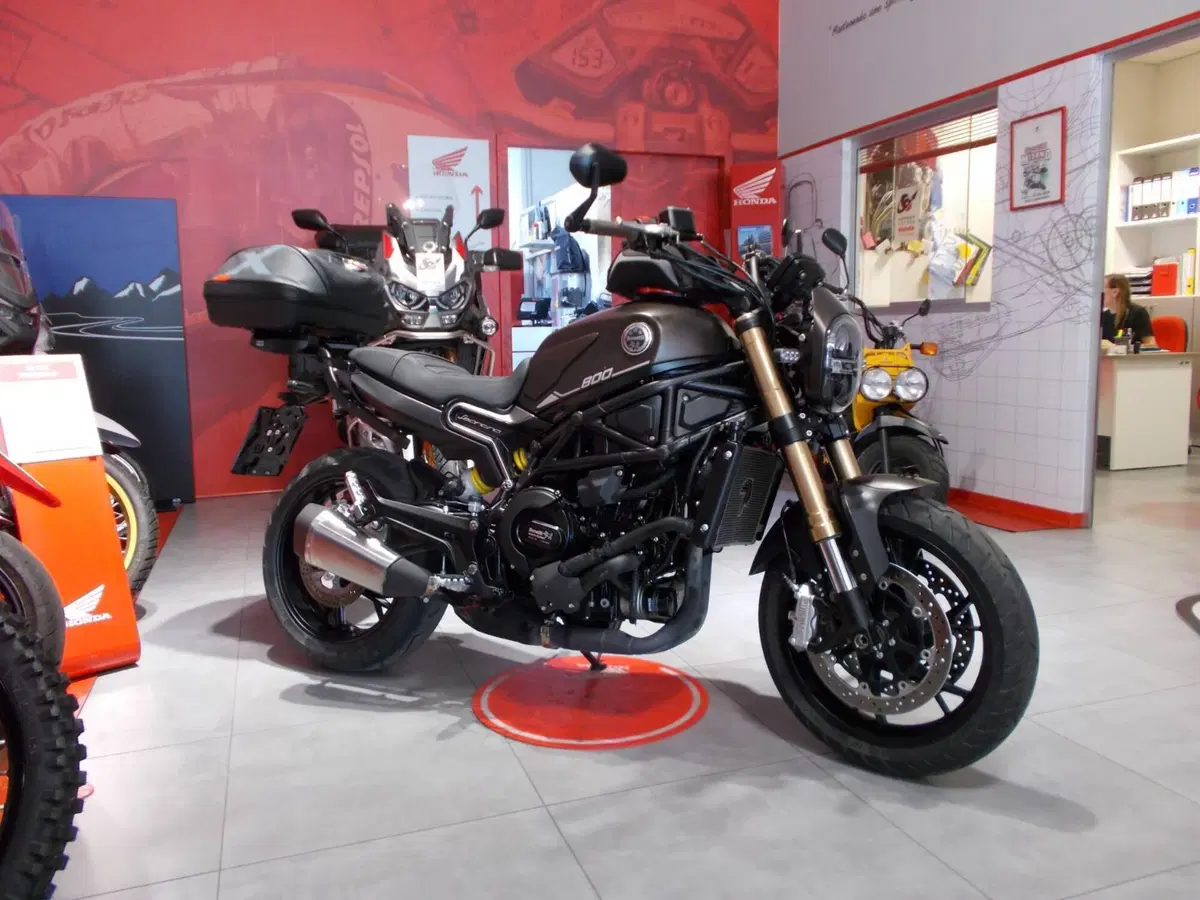 Benelli Leoncino 800 (2022 - 26) (13)