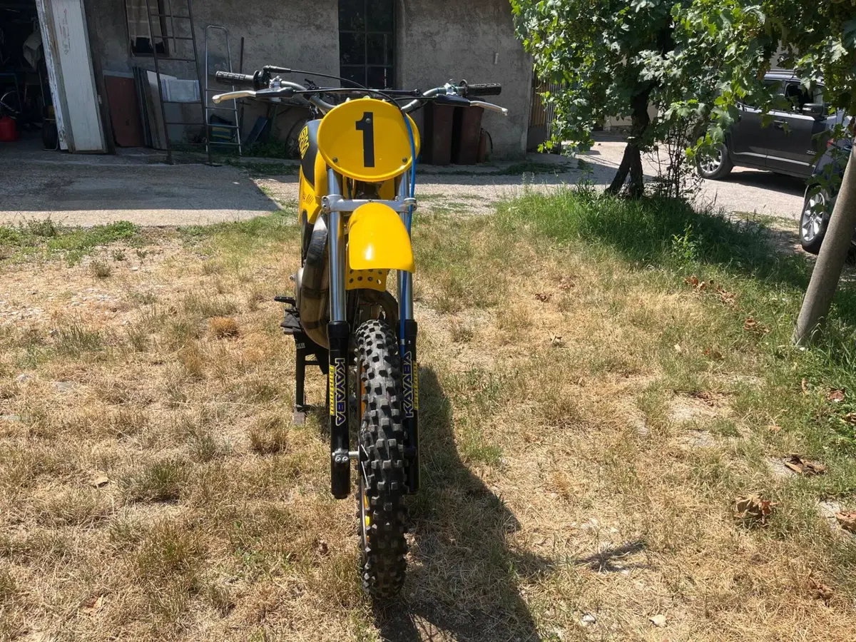 Suzuki RM 465 (2)