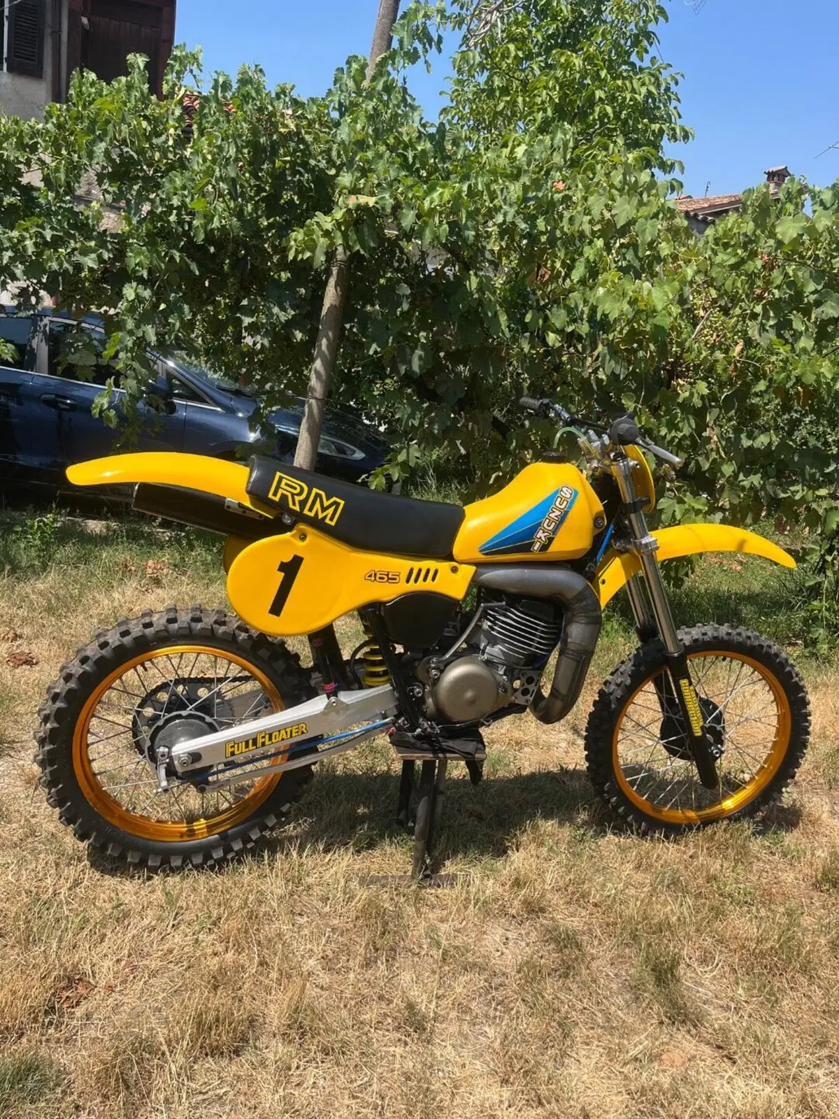 Suzuki RM 465 (5)