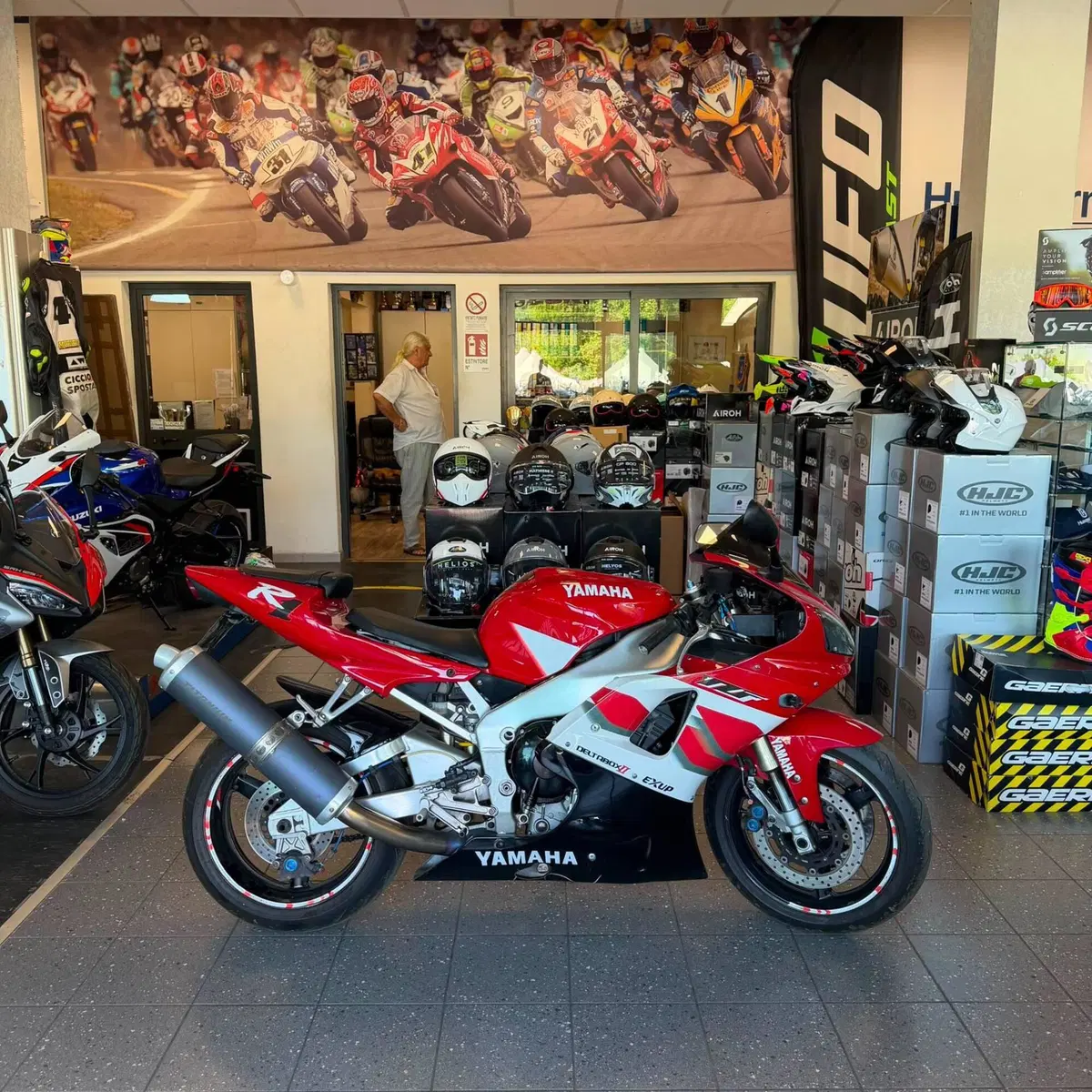 Yamaha YZF R1 (2002 - 03) (3)