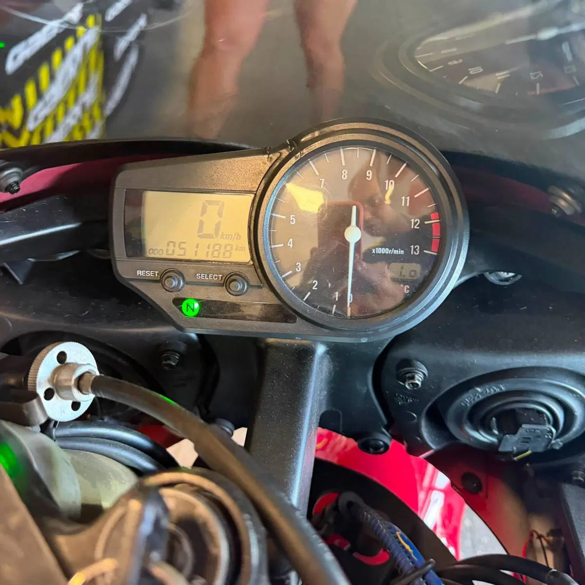 Yamaha YZF R1 (2002 - 03) (5)