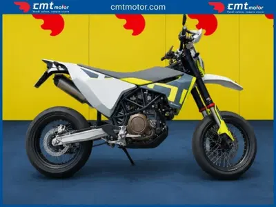 Husqvarna 701 Supermoto (2022) usata