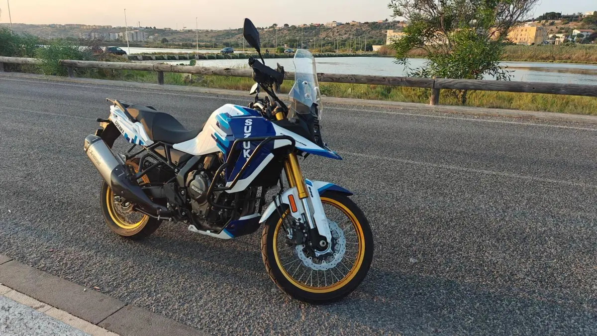 Suzuki V-Strom 800DE Djebel (2024) (2)