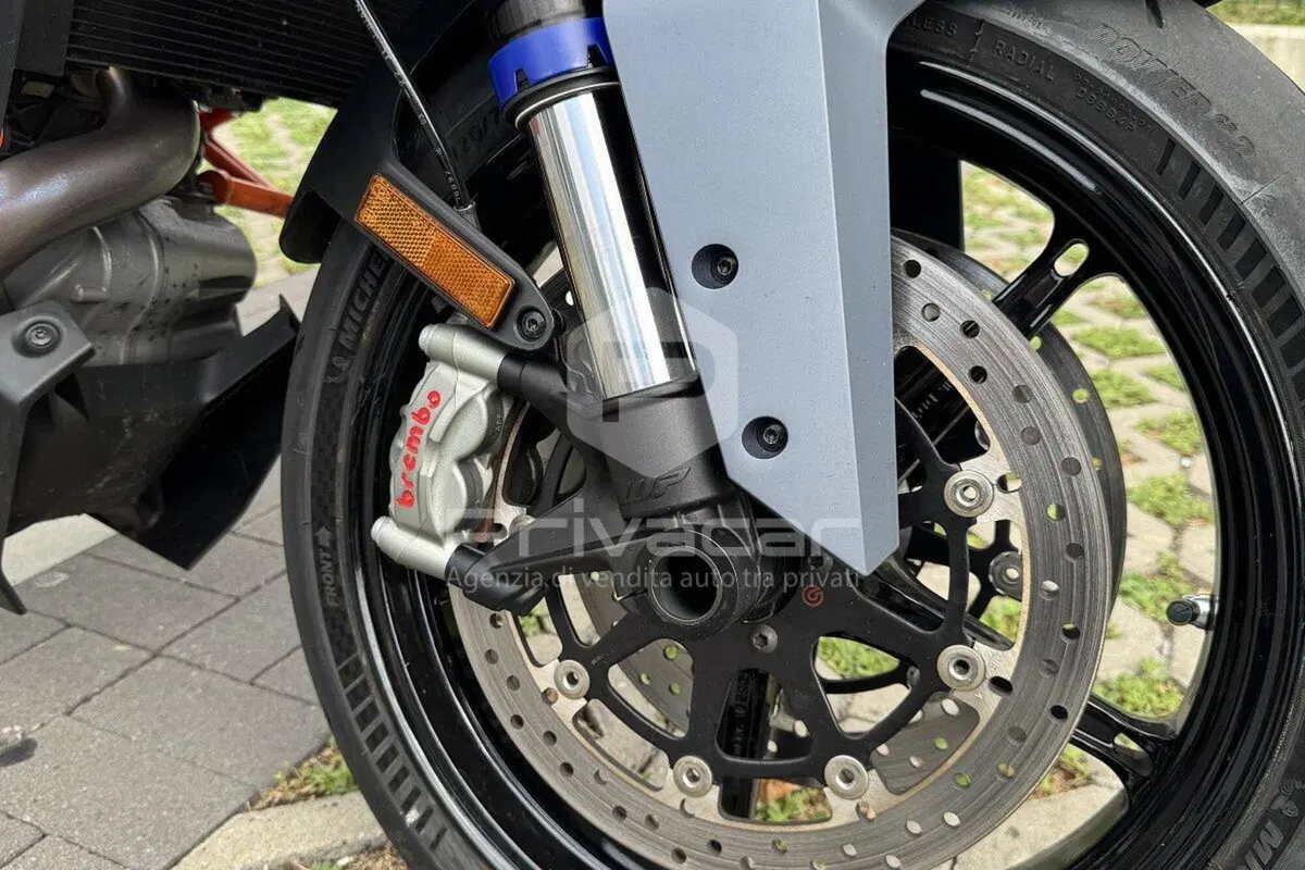 KTM 1290 Super Duke GT (2022 - 25) (11)