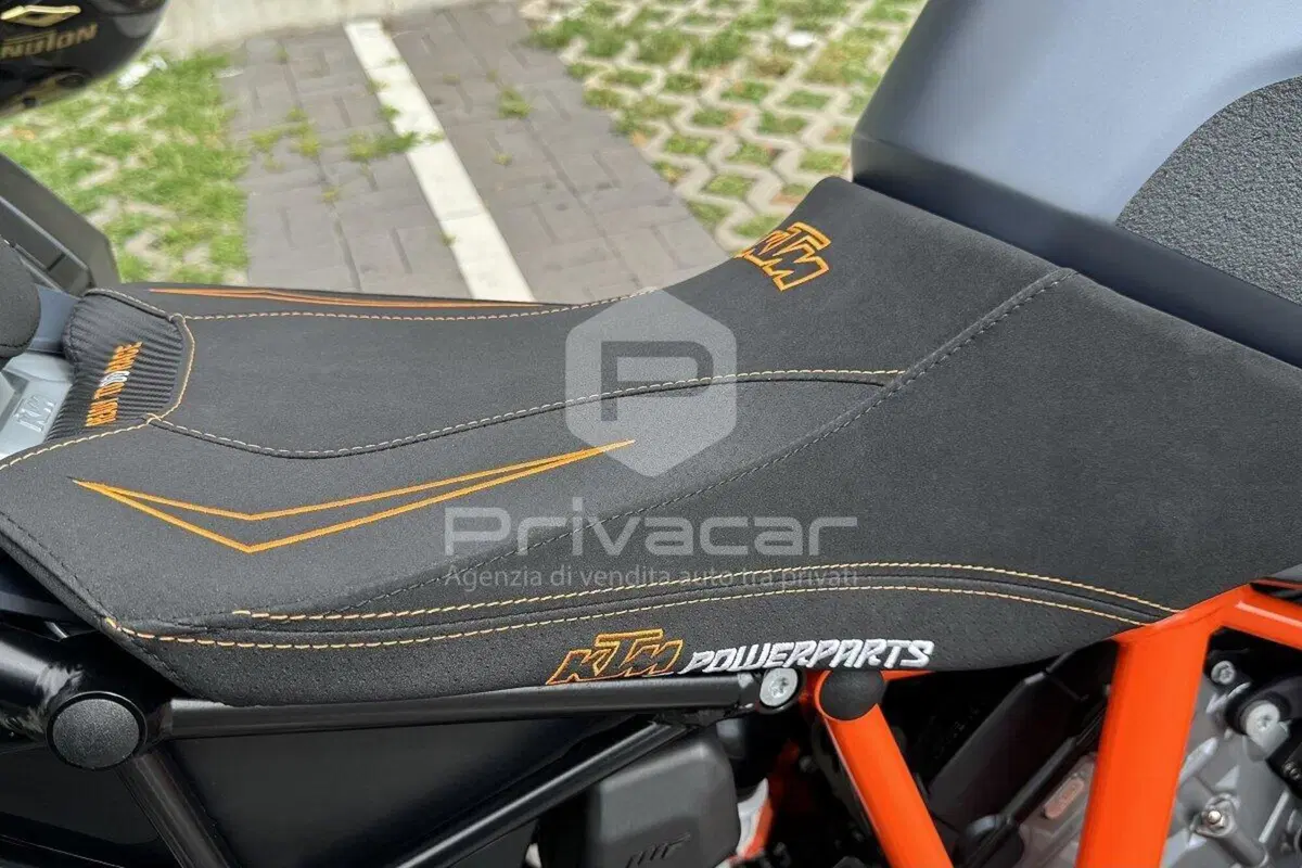 KTM 1290 Super Duke GT (2022 - 25) (12)
