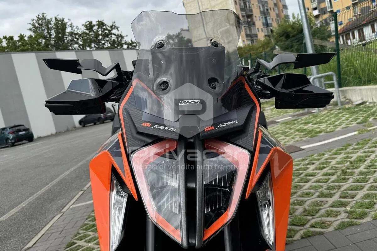 KTM 1290 Super Duke GT (2022 - 25) (9)