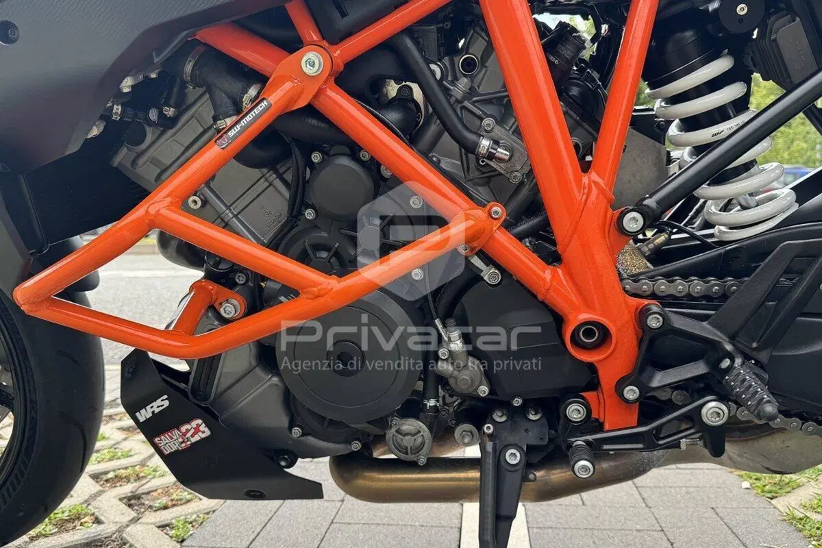 KTM 1290 Super Duke GT (2022 - 25) (15)