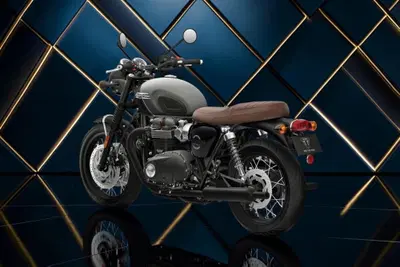 Triumph Bonneville T120 Black (2026) nuova