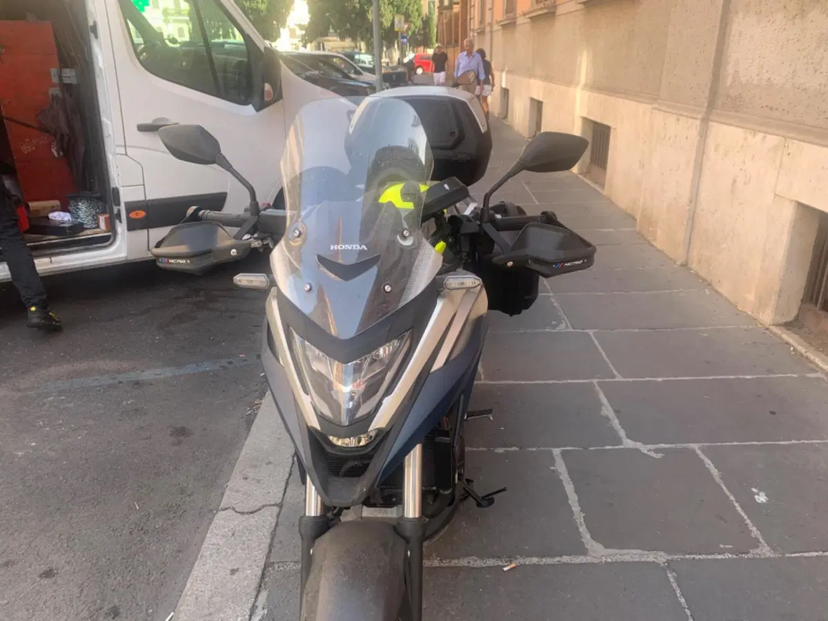 Honda NC 750 X Urban (2021 - 24) (2)