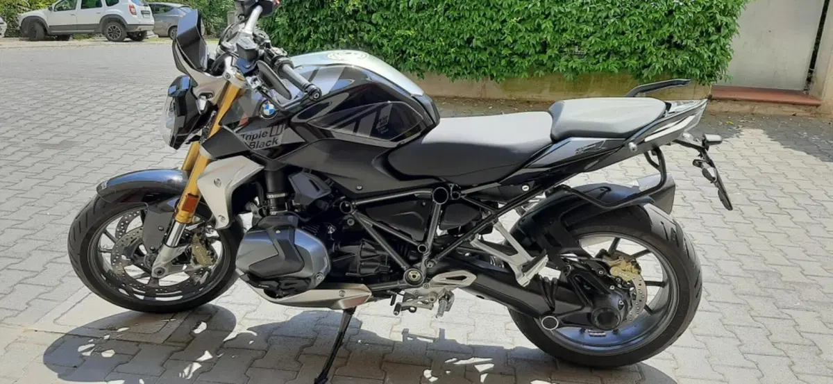 Bmw R 1250 R (2021 - 25)