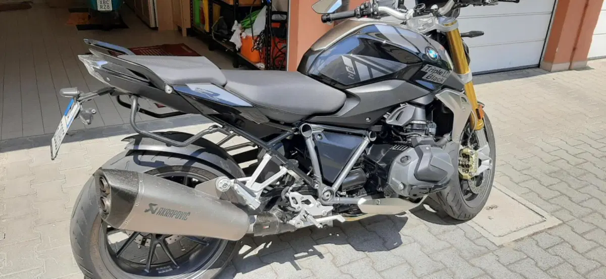 Bmw R 1250 R (2021 - 25) (2)