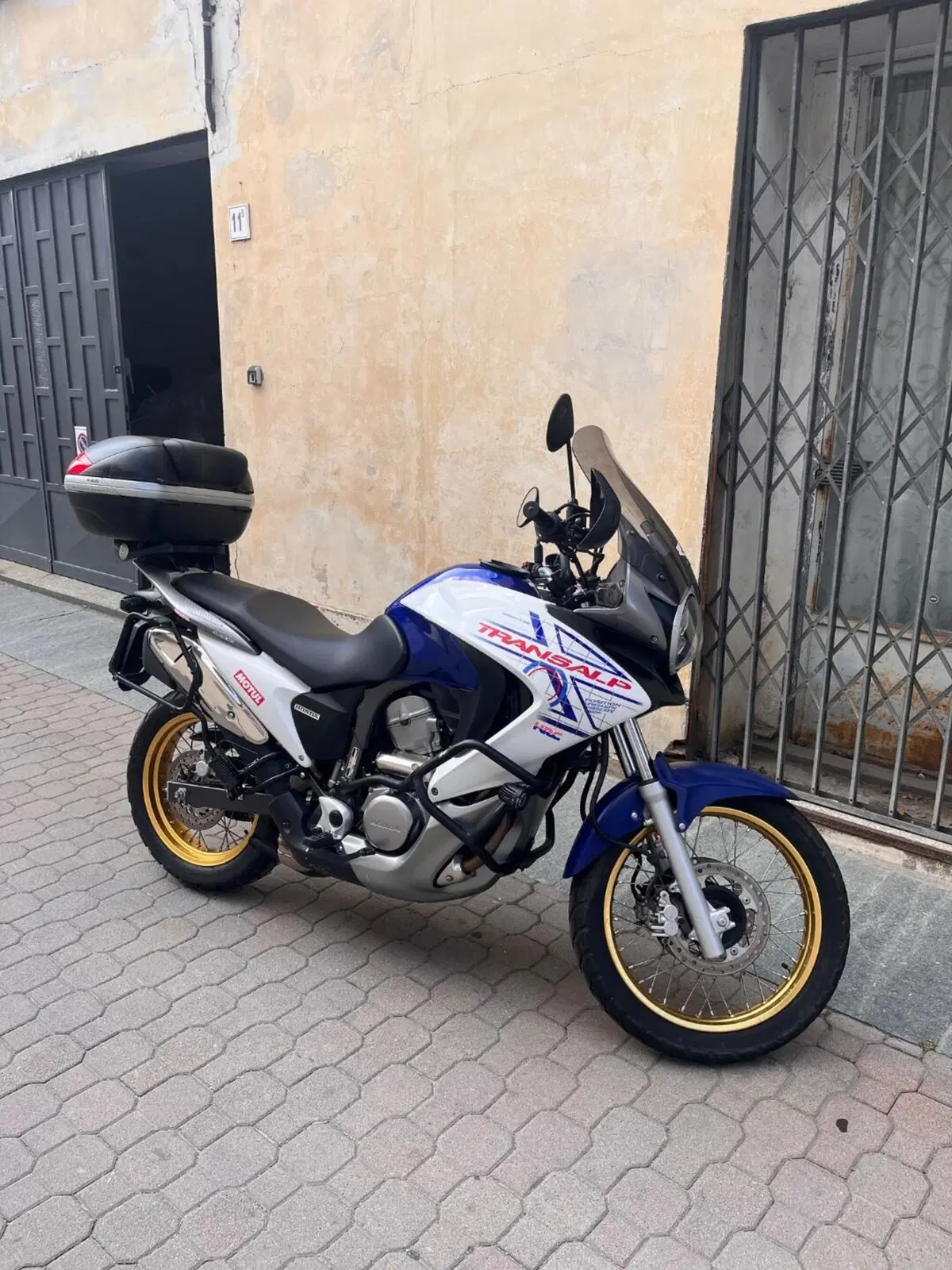 Honda Transalp XL 700 V (2007 - 2013) (16)