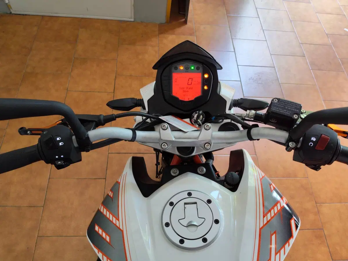 KTM 390 Duke ABS (2017 - 20) (12)