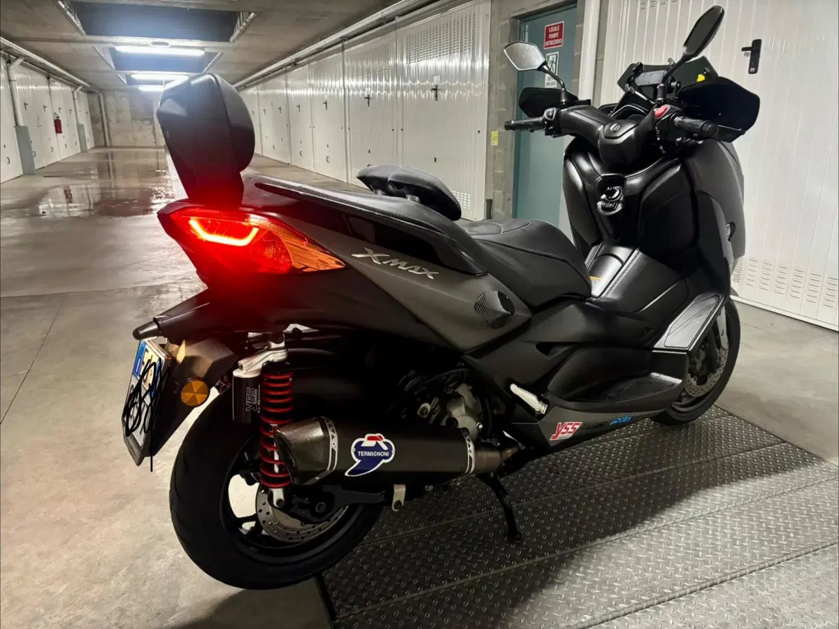 Yamaha X-Max 300 ABS (2017 - 20) (3)