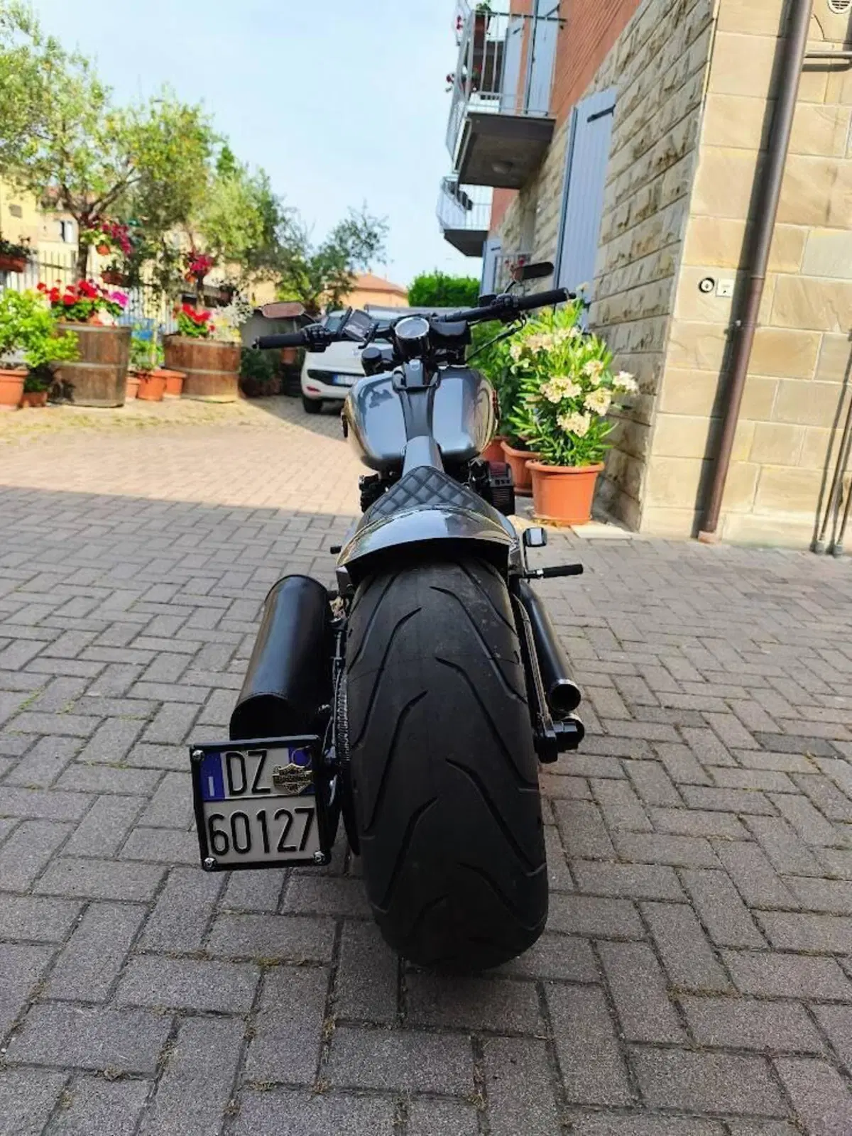 Harley-Davidson 1690 Breakout (2013 - 17) - FXSB (5)