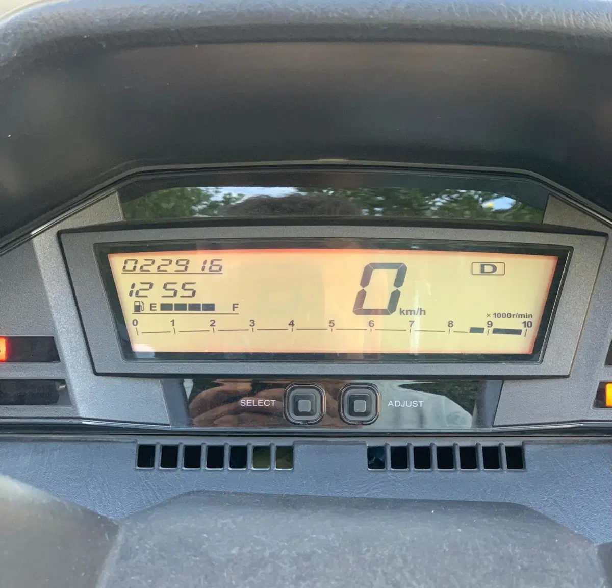 Suzuki Burgman AN 650 Executive ABS (2013 - 17) (5)