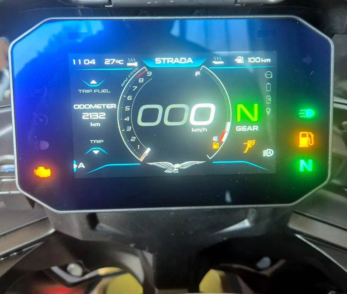 Moto Guzzi V85 TT Travel (2024 - 26) (13)