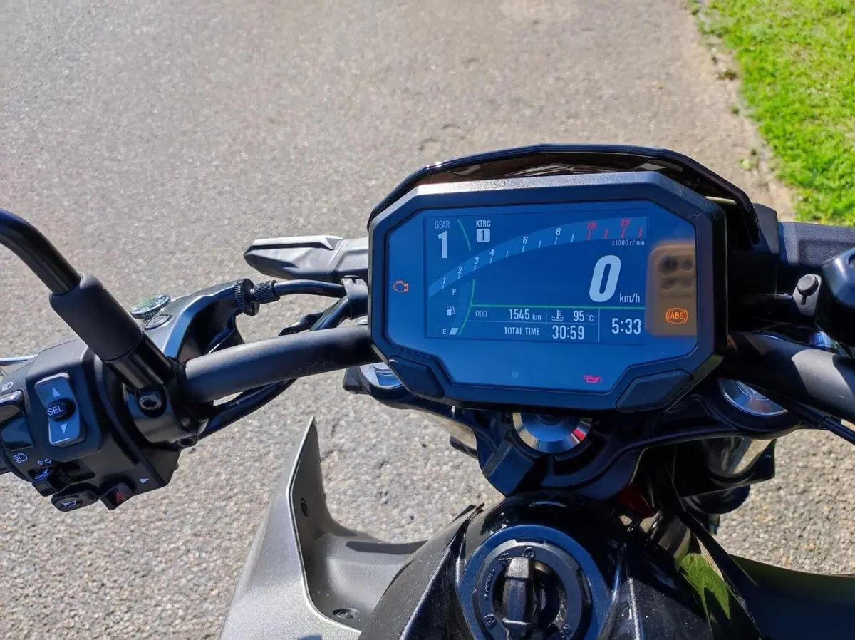 Kawasaki Z 650 (2021 - 24) (7)