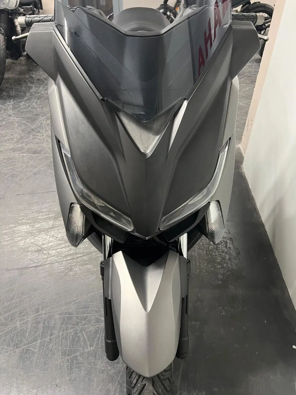 Yamaha X-Max 250 (2014 - 16) (3)