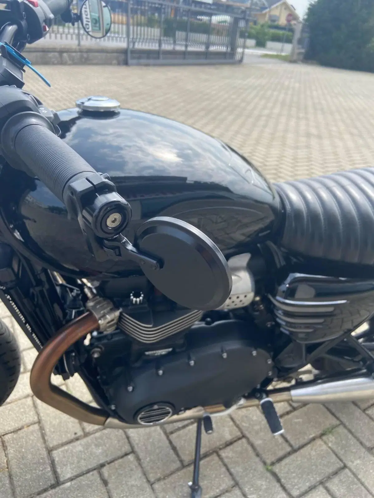 Triumph Street Twin 900 (2017 - 18) (7)