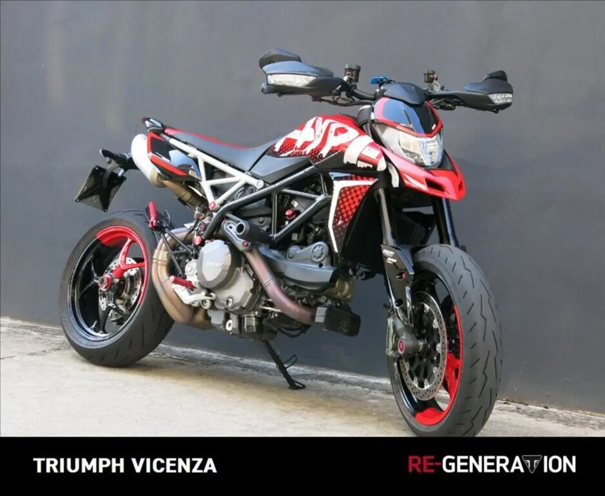 Ducati Hypermotard 950 RVE (2022 - 25) (2)
