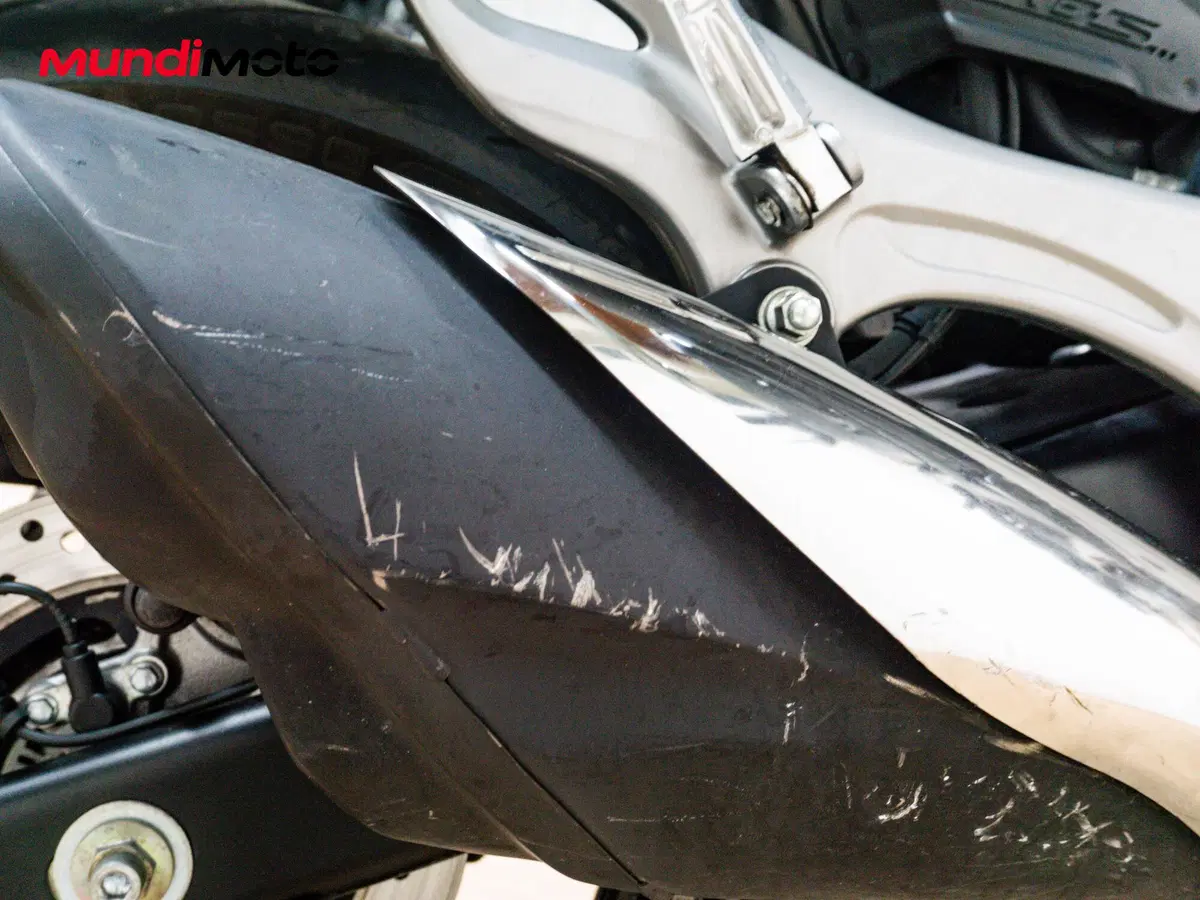 Suzuki Gladius 650 SFV ABS (2009 - 15) (19)