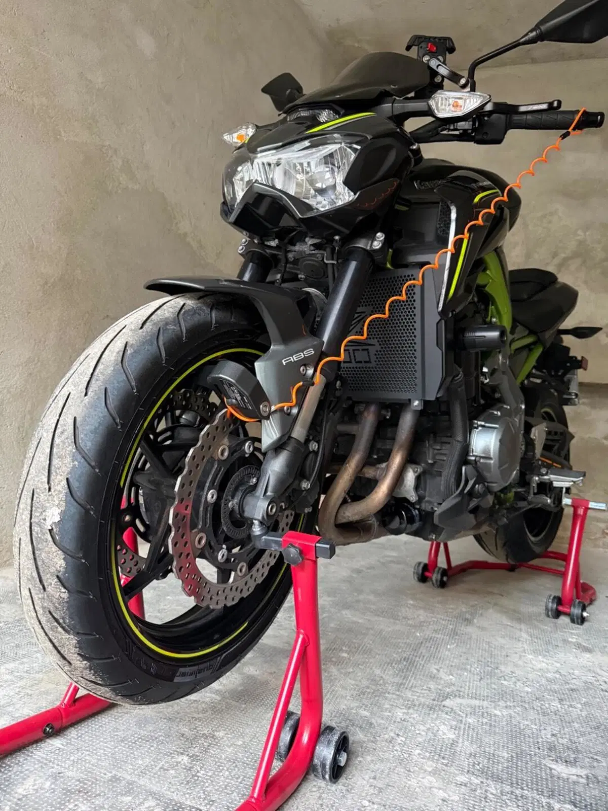 Kawasaki Z 900 (2017 - 18) (6)