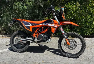 KTM 690 Enduro R (2022 - 25) usata