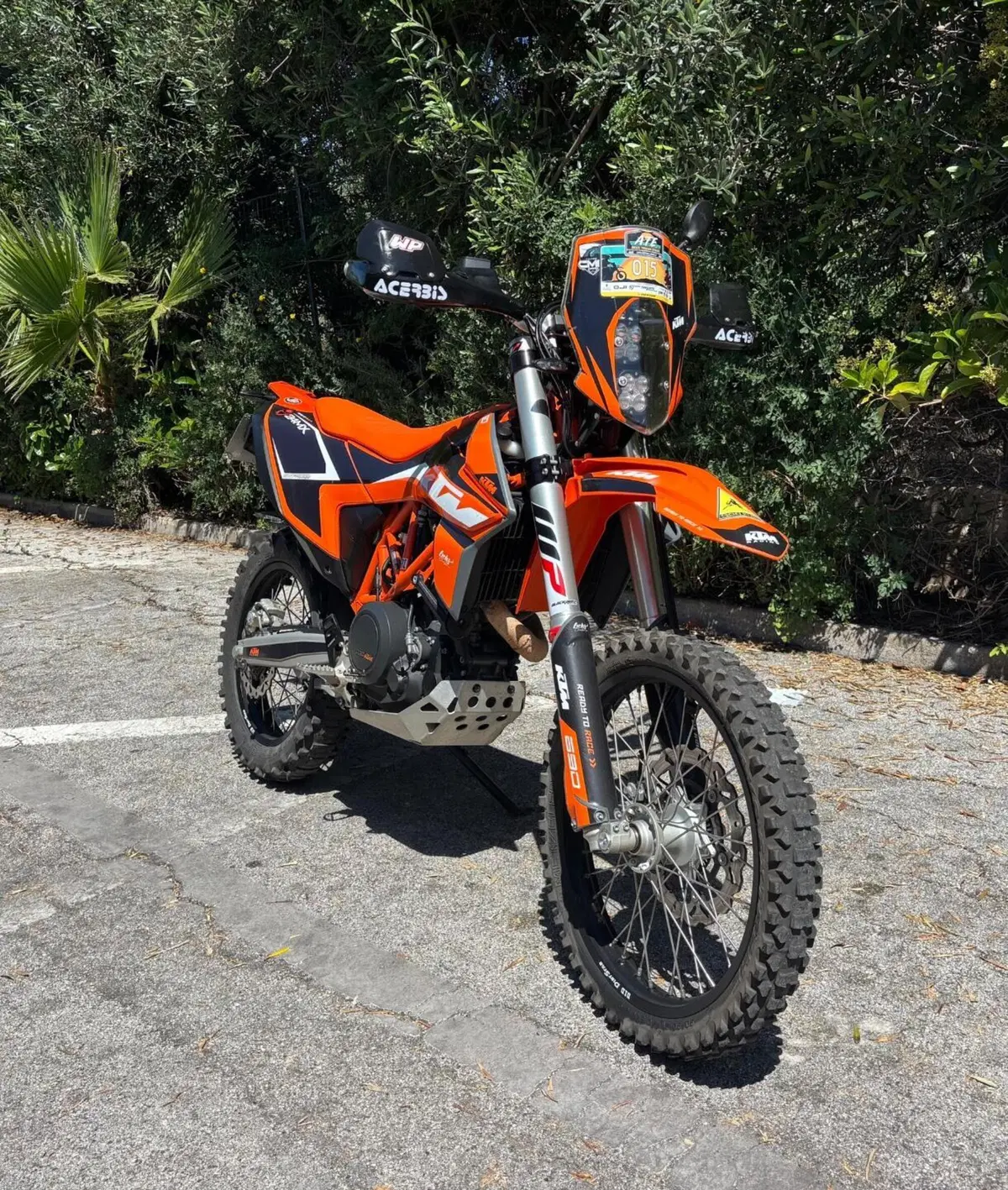 KTM 690 Enduro R (2022 - 25) (2)