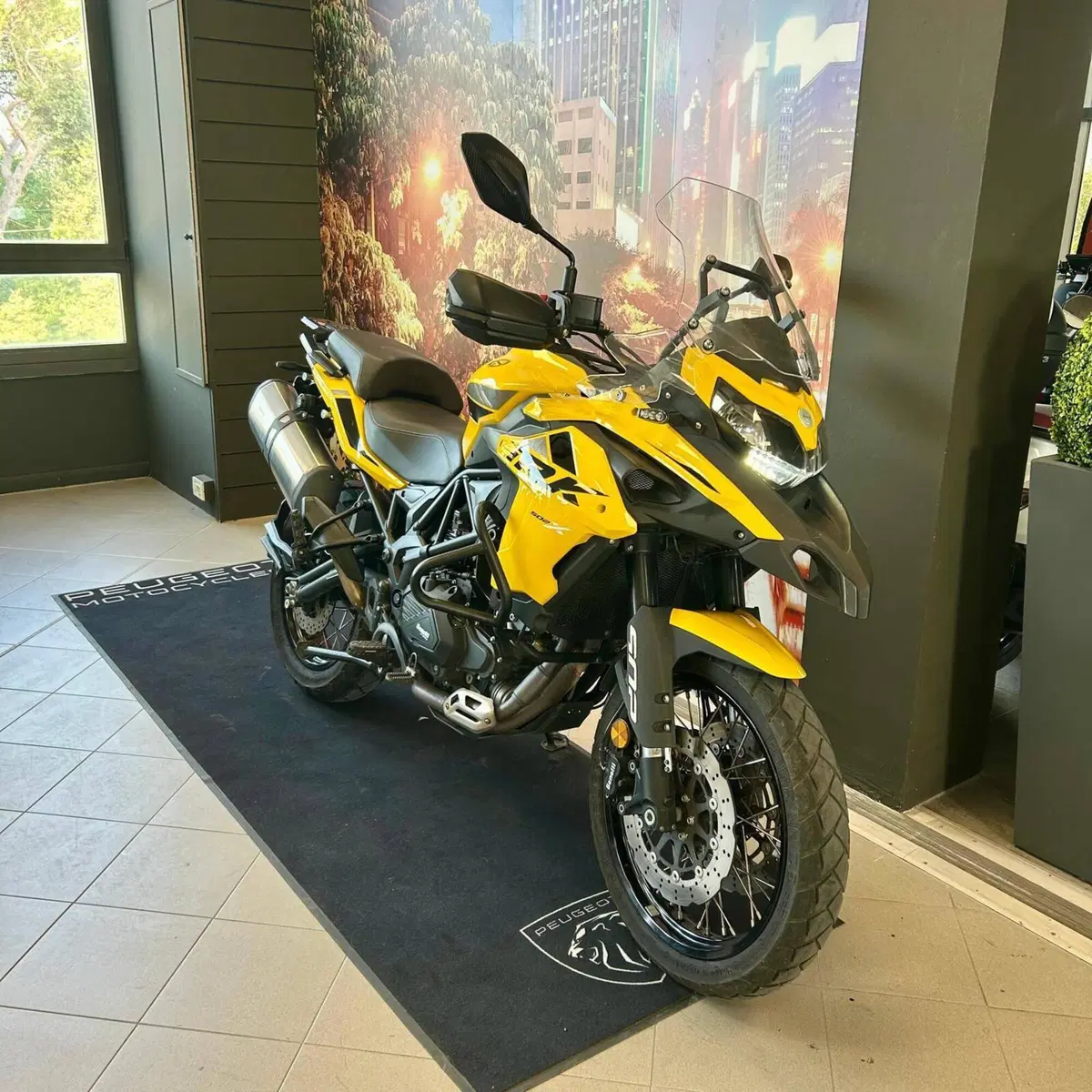 Benelli TRK 502 (2021 - 25) (3)