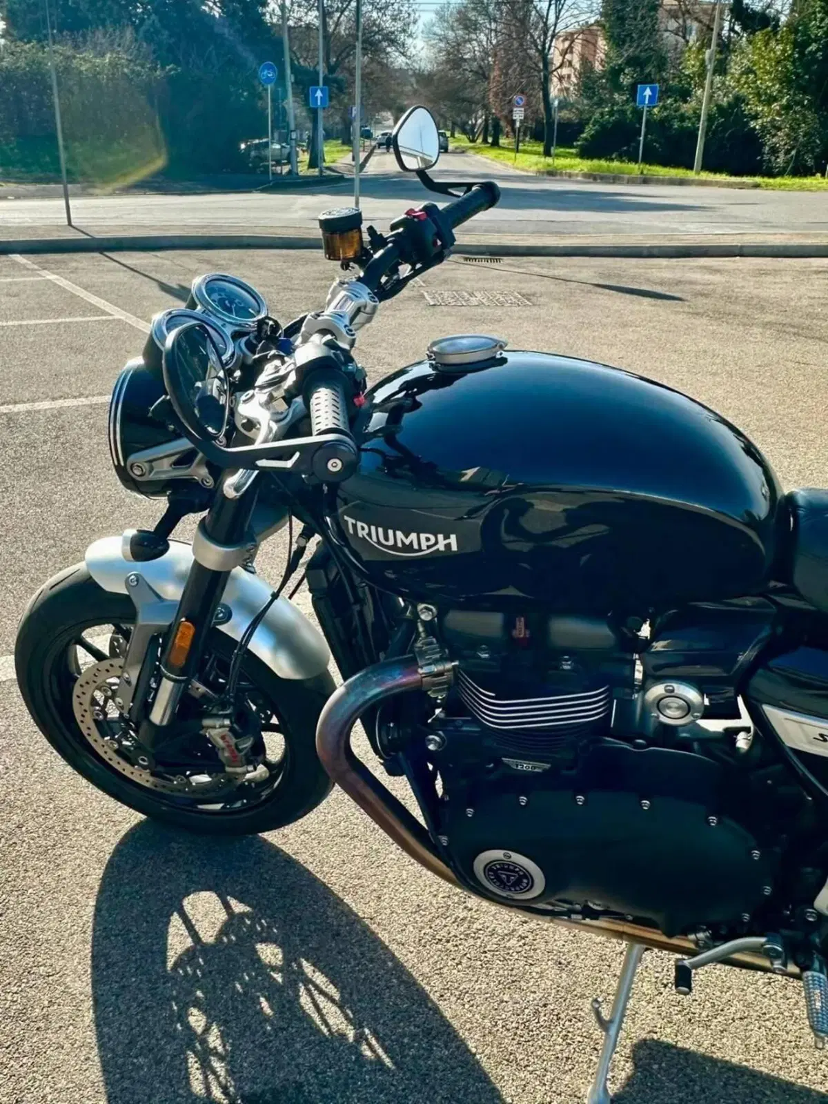 Triumph Speed Twin 1200 (2021 - 24) (2)