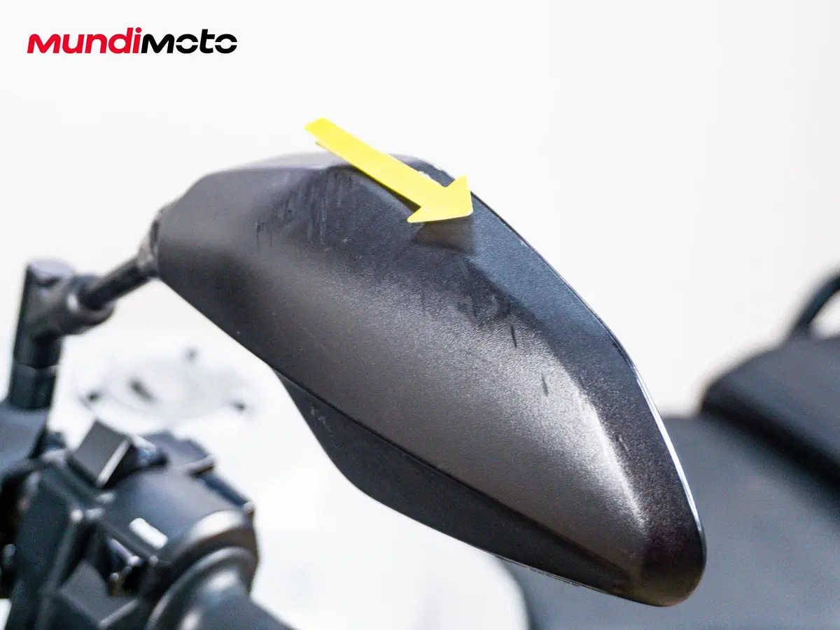 Yamaha XT1200Z Super Ténéré First Edition (2010 - 11) (28)