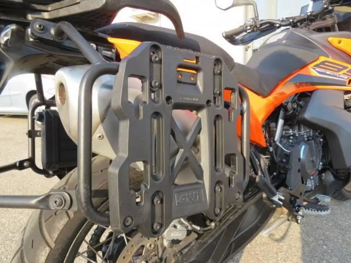 KTM 890 Adventure (2023 - 26) (8)