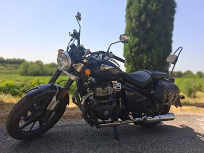 Royal Enfield Super Meteor 650 (2023 - 26) usata