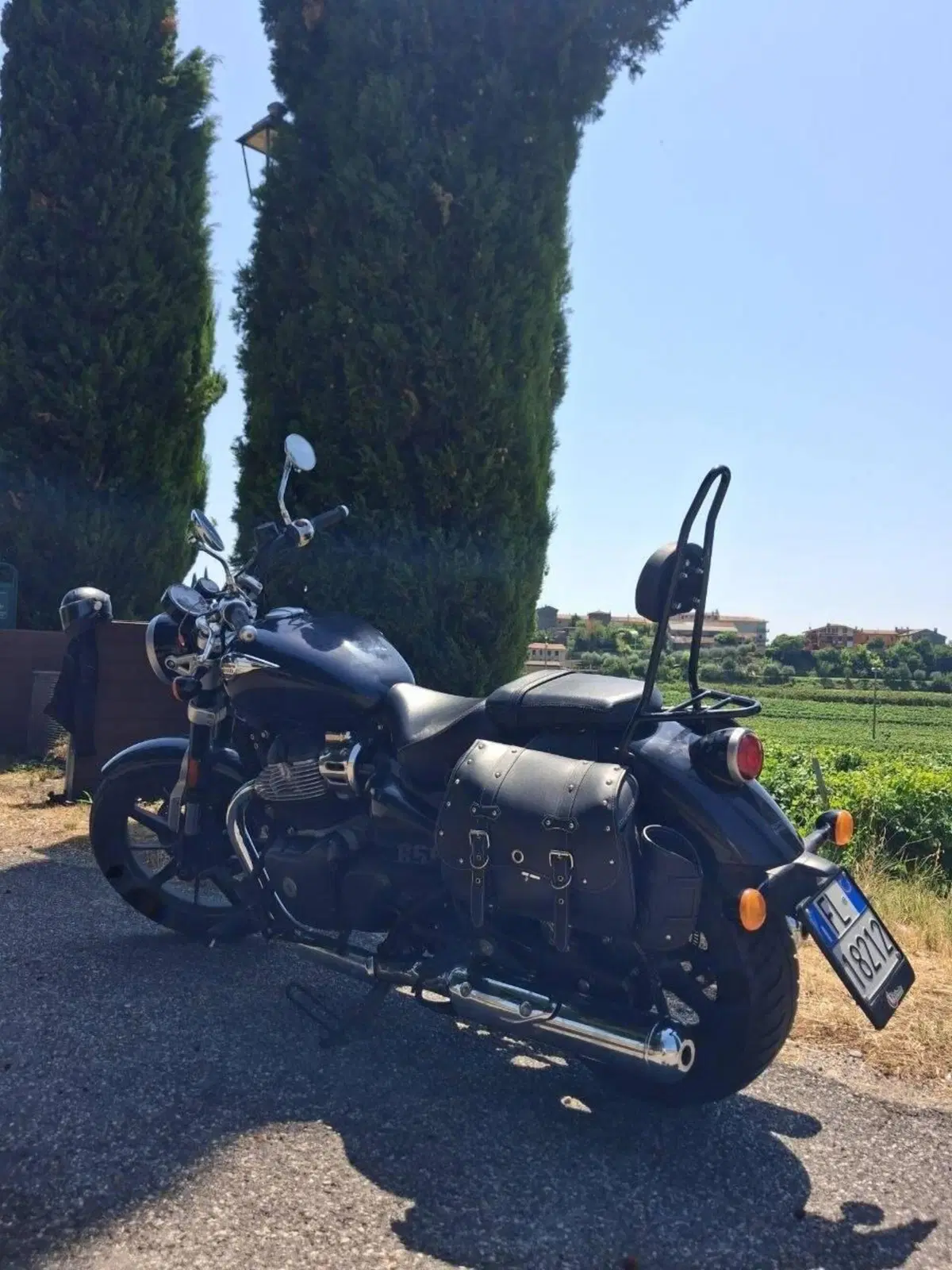 Royal Enfield Super Meteor 650 (2023 - 26) (7)